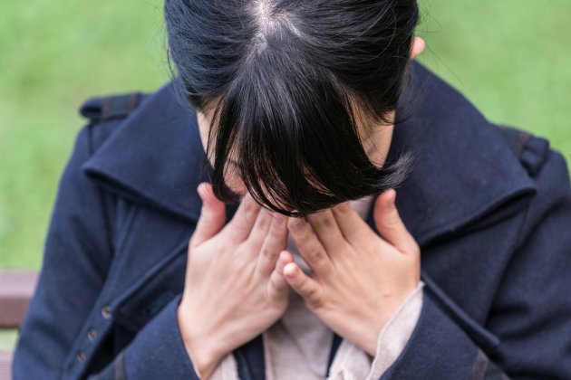 好きな人をずっと 忘れられない やってはいけないこと5選 彼氏 彼女 恋愛の悩みならコイクル