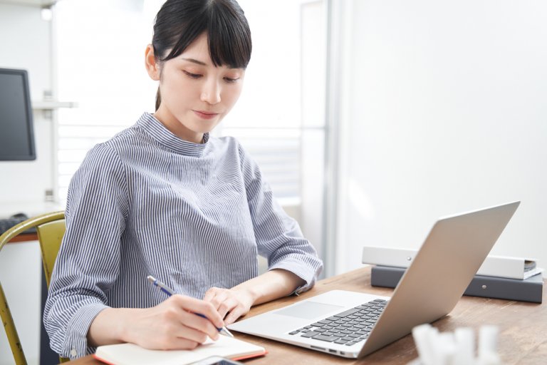 長女さんの恋愛傾向 我慢しやすく恋愛下手 悪いクセと治すコツ5選 Coicuru